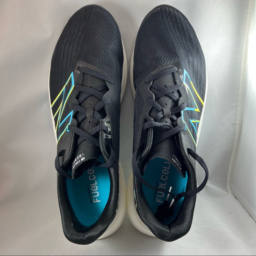 NWT New Balance FuelCell Rebel v2 - Men's size 12 - Picture 9 of 14